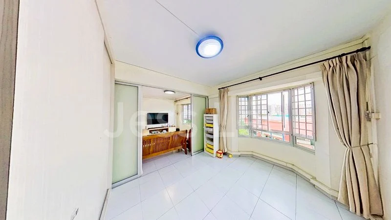 5 Room (5I) HDB for Sale in  485A Tampines Avenue 9 - Image 6