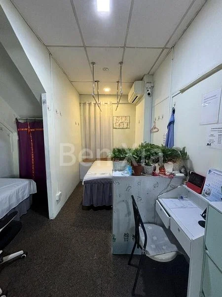 Shop / Shophouse for Rent: 109 Clementi Street 11, HDB Shophouse - Image 1
