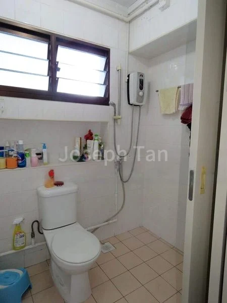 4 Room (4A) HDB for Rent in 761 Woodlands Avenue 6 - Image 2