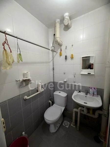 3 Room (3NG) HDB for Sale in  364 Bukit Batok Street 31 - Image 8