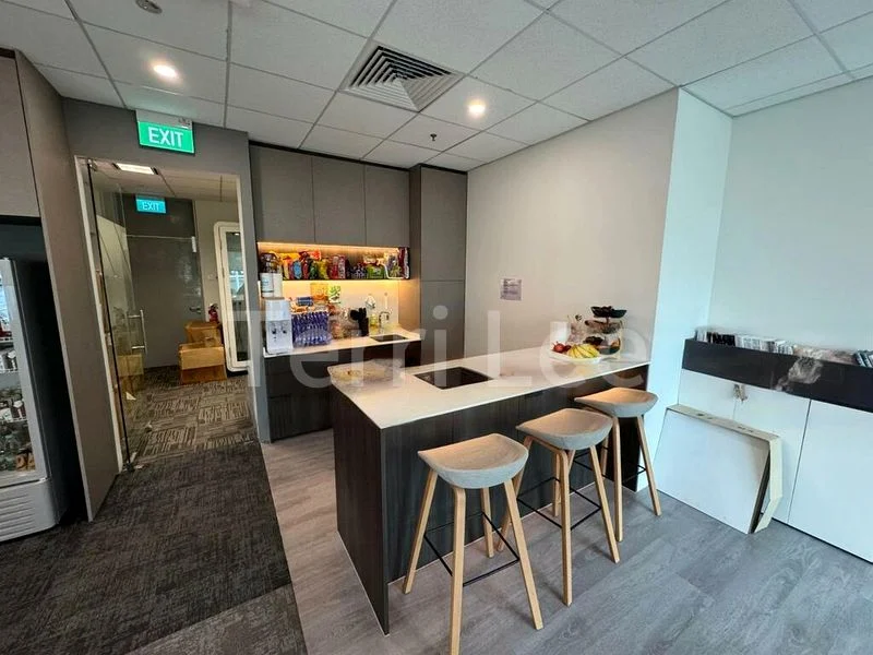 Office for Rent: Suntec City Tower - Image 1