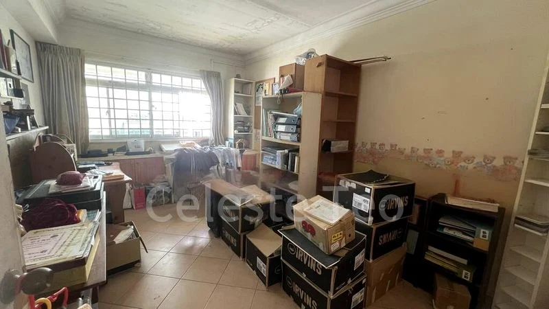 5 Room (5I) HDB for Sale in  356 Tampines Street 33 - Image 5