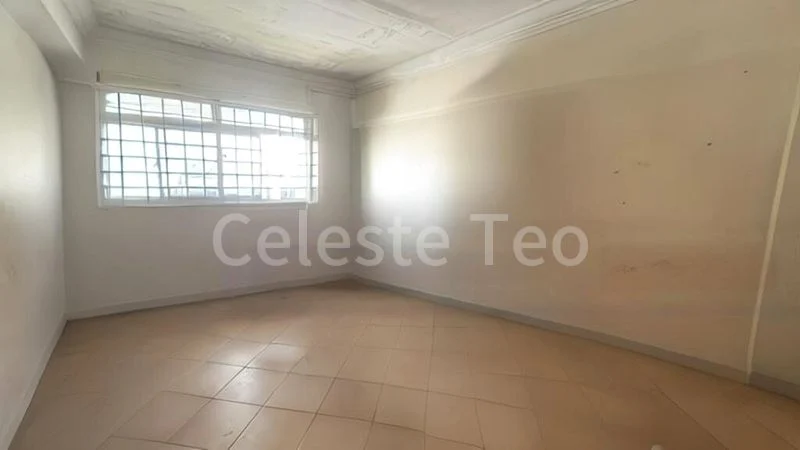 5 Room (5I) HDB for Sale in  356 Tampines Street 33 - Image 3