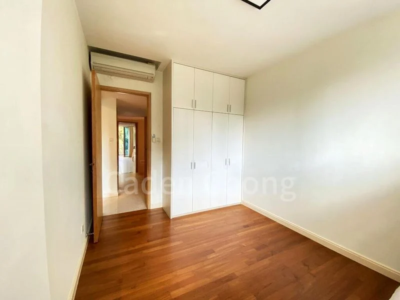 4 Bed Condo for Rent in  Cairnhill Crest - Image 11