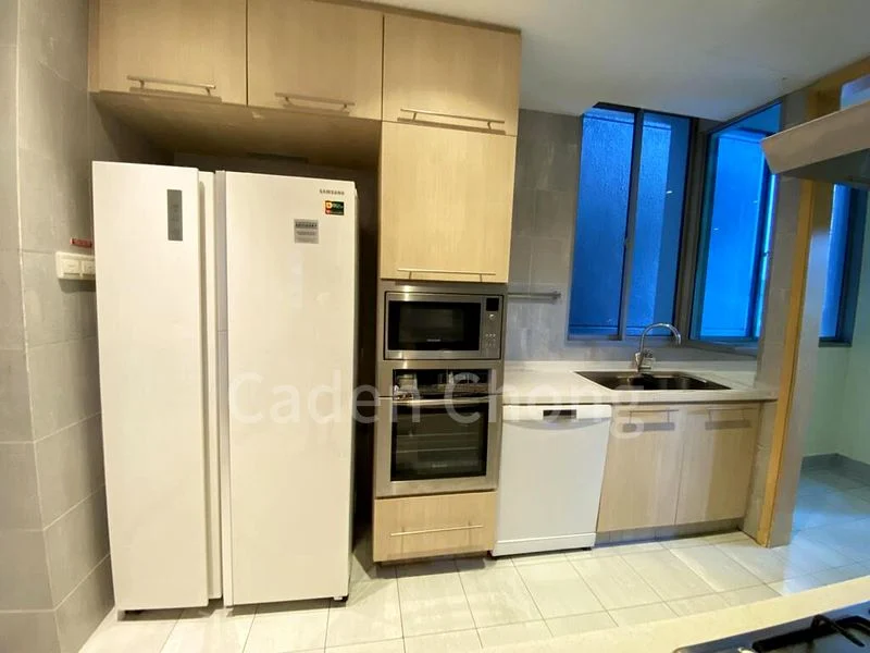 4 Bed Condo for Rent in  Cairnhill Crest - Image 8