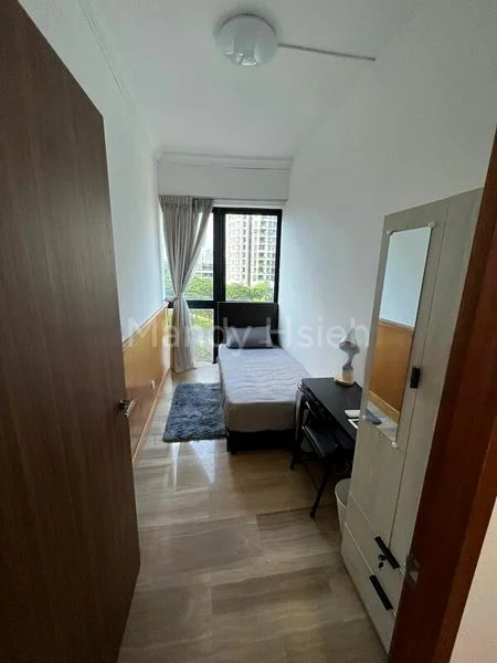 Common Room (Condo) for Rent in Tanglin View - Image 6