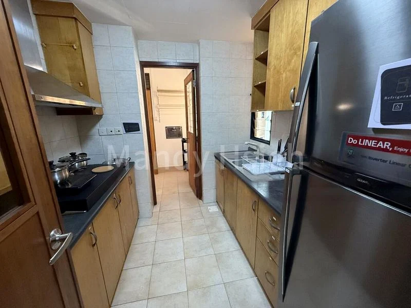 Common Room (Condo) for Rent in Tanglin View - Image 4