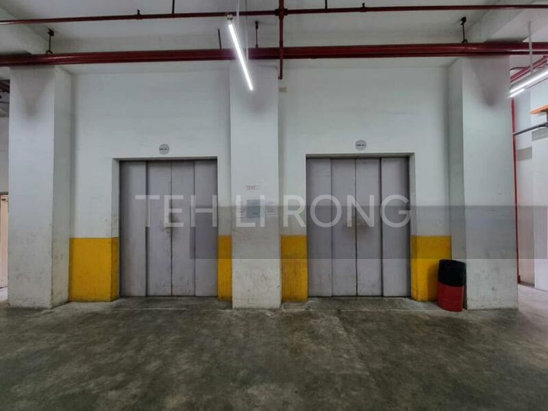 Light Industrial (B1) for Sale: Elite Industrial Building II - Image 1