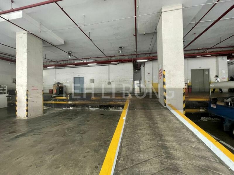 Light Industrial (B1) for Sale: Elite Industrial Building II - Image 5