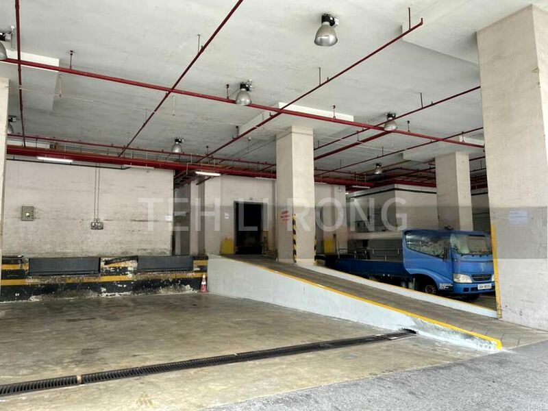 Light Industrial (B1) for Sale: Elite Industrial Building II - Image 6