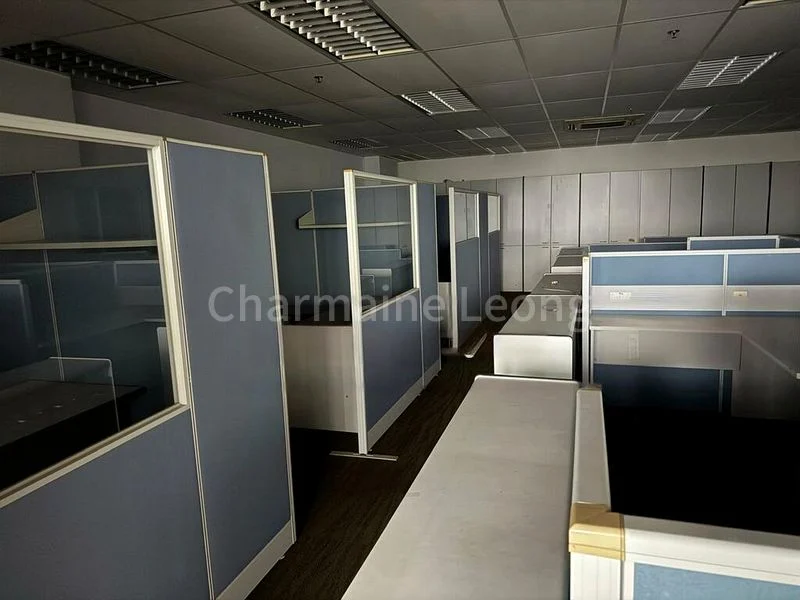 Light Industrial (B1) for Rent: SIS Building - Image 5