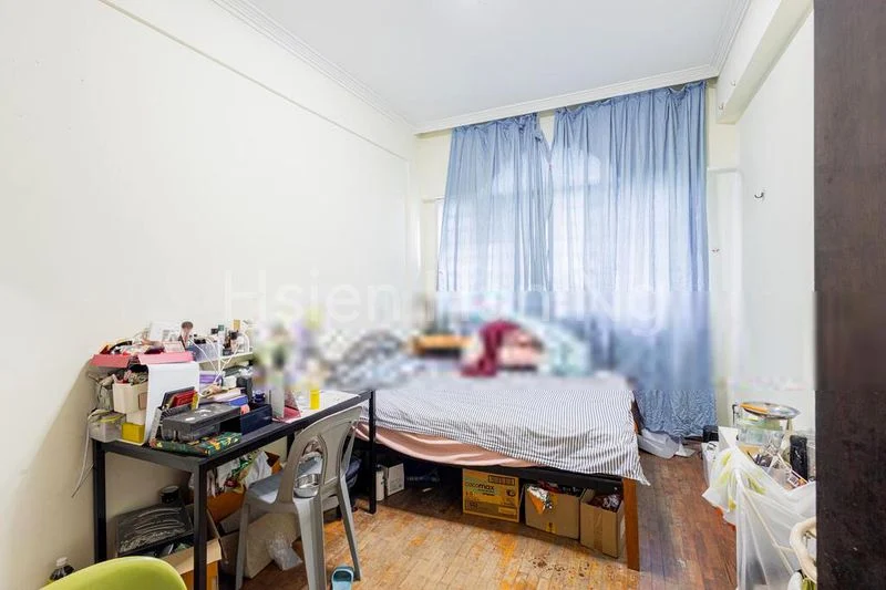 3 Bed Apartment (Condo) for Sale in  Sapphire Court - Image 2