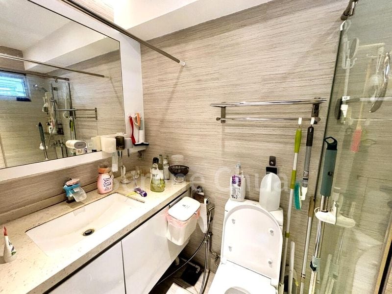 Executive HDB for Sale in  299 Bukit Batok Street 22 - Image 8