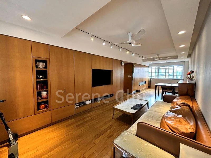 Executive HDB for Sale in  299 Bukit Batok Street 22 - Image 4