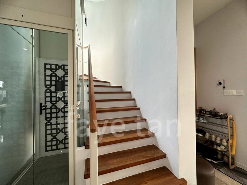 5 Bed Semi-Detached House (Landed) for Sale in  Leith Park - Image 2