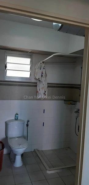 Common Room (HDB) for Rent in  50 Commonwealth Drive - Image 4