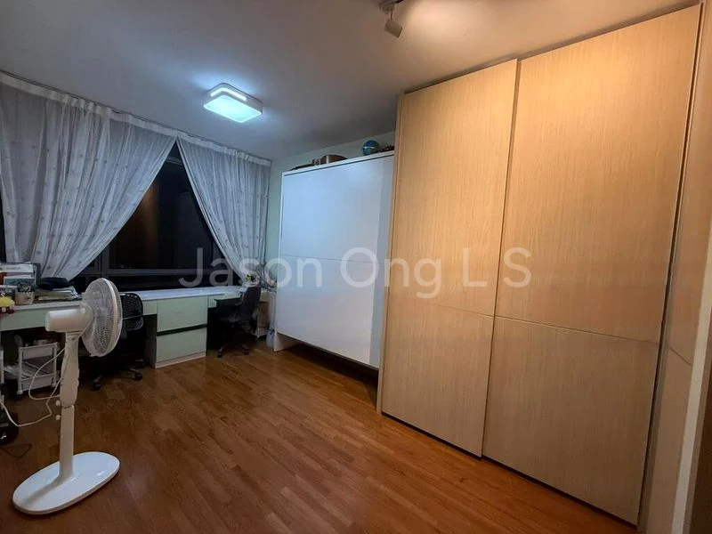 3 Bed Executive Condo for Sale in Wandervale - Image 14