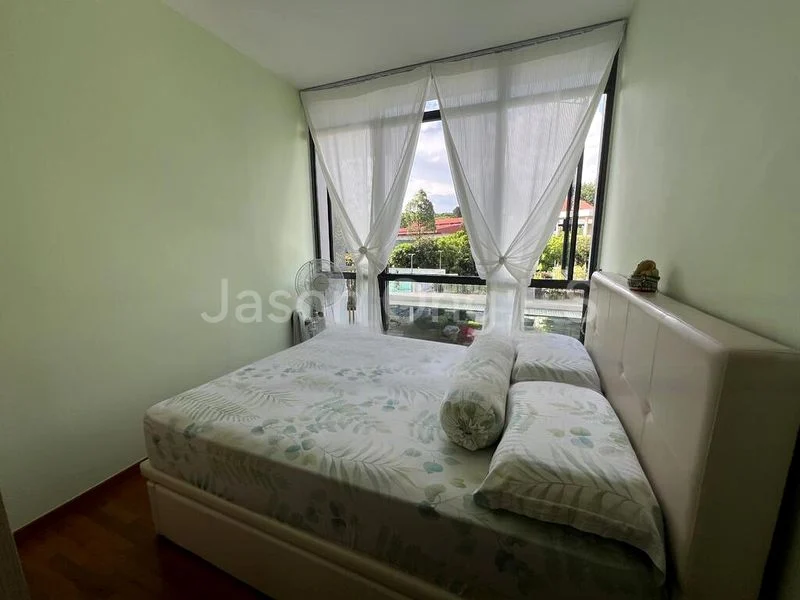 3 Bed Executive Condo for Sale in Wandervale - Image 5