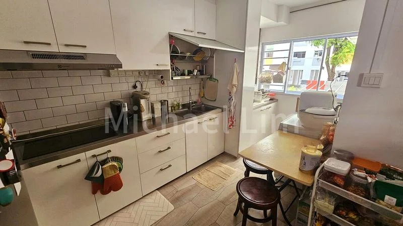 Maisonette HDB for Sale in  235 Hougang Street 21 - Image 3