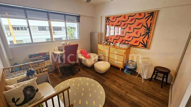 Maisonette HDB for Sale in  235 Hougang Street 21 - Image 4