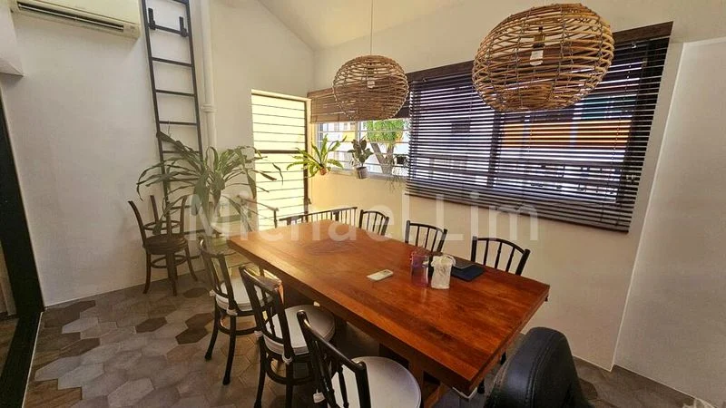 Maisonette HDB for Sale in  235 Hougang Street 21 - Image 2