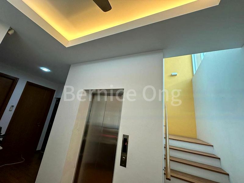 6 Bed Semi-Detached House (Landed) for Rent in  Kembangan Estate - Image 5