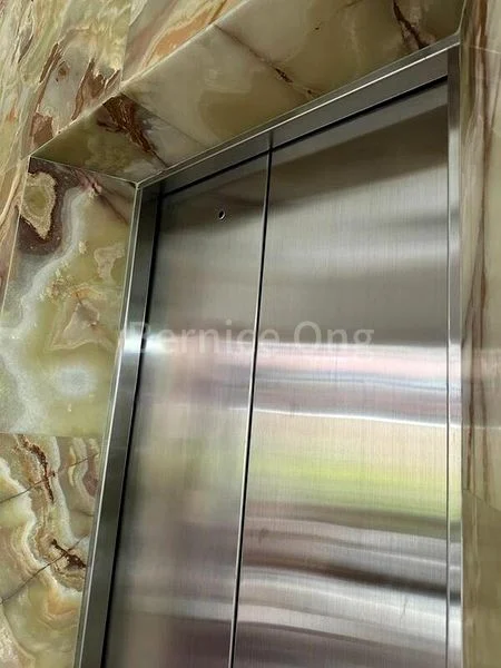 6 Bed Semi-Detached House (Landed) for Rent in  Kembangan Estate - Image 6