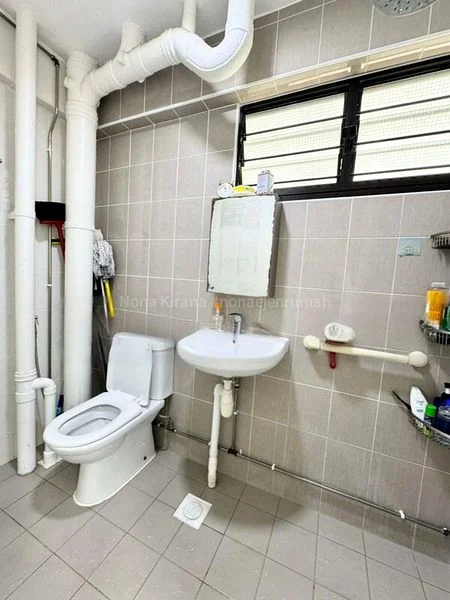 5 Room (5I) HDB for Sale in  298 Tampines Street 22 - Image 8