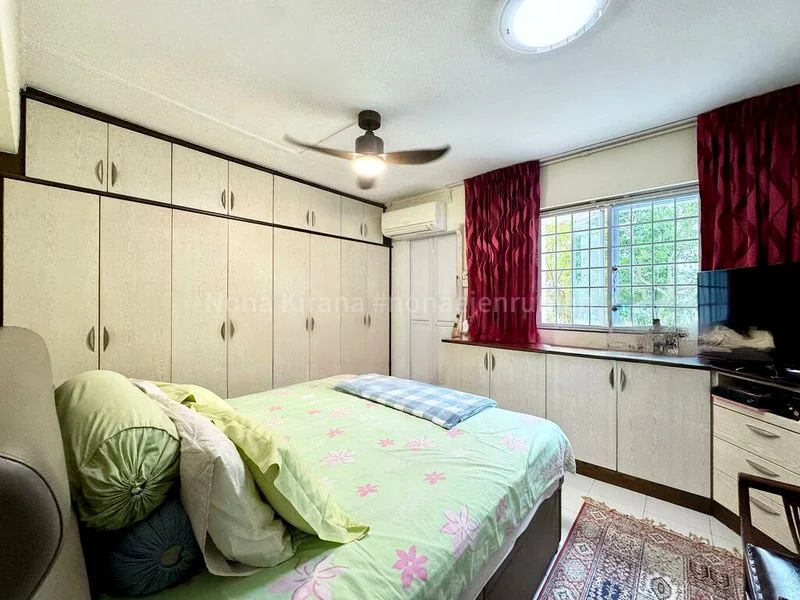 5 Room (5I) HDB for Sale in  298 Tampines Street 22 - Image 6