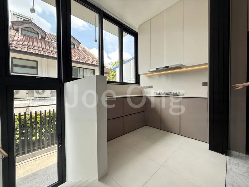5 Bed Terraced House (Landed) for Sale in  Sixth Avenue - Image 17