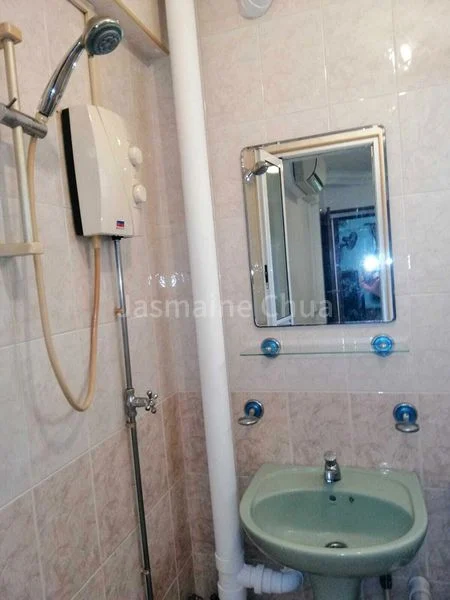 Common Room (HDB) for Rent in  339 Clementi Avenue 5 - Image 2