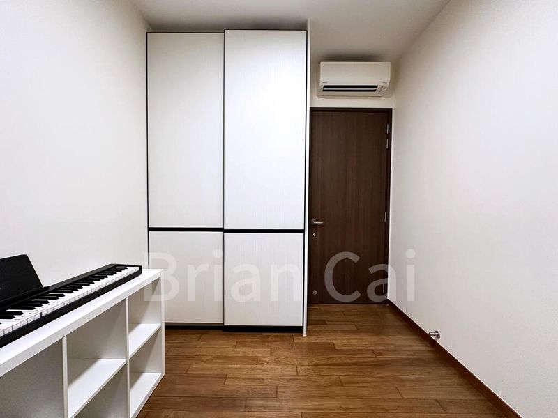 2 Bed Condo for Rent in  Royalgreen - Image 9