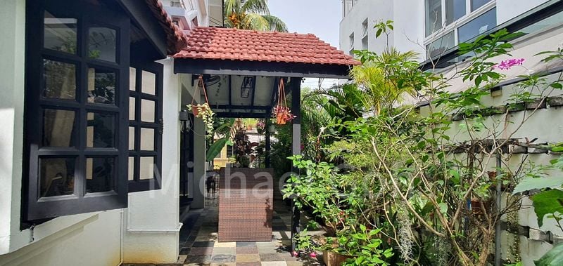 5+1 Bed Semi-Detached House (Landed) for Sale in  Peakview Estate - Image 7