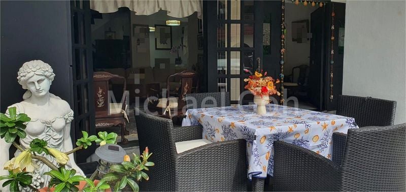 5+1 Bed Semi-Detached House (Landed) for Sale in  Peakview Estate - Image 12