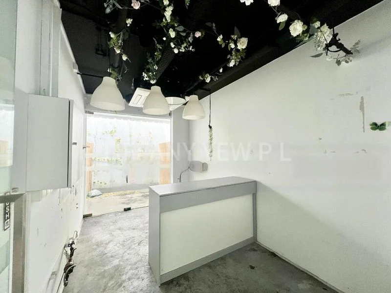 Shop / Shophouse for Sale: Pavilion Square - Image 1