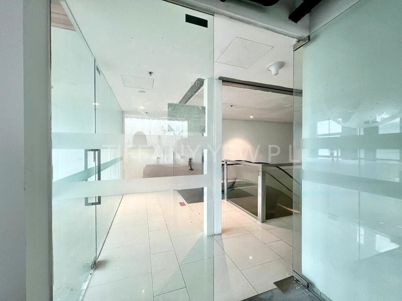 Shop / Shophouse for Sale: Pavilion Square - Image 4