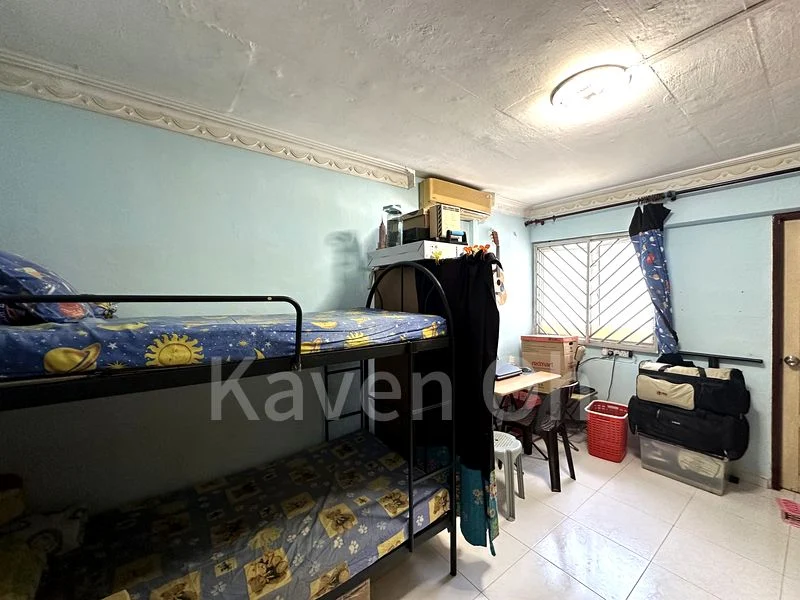 3 Room (3S) HDB for Sale in  269 Yishun Street 22 - Image 2