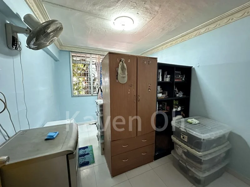 3 Room (3S) HDB for Sale in  269 Yishun Street 22 - Image 4