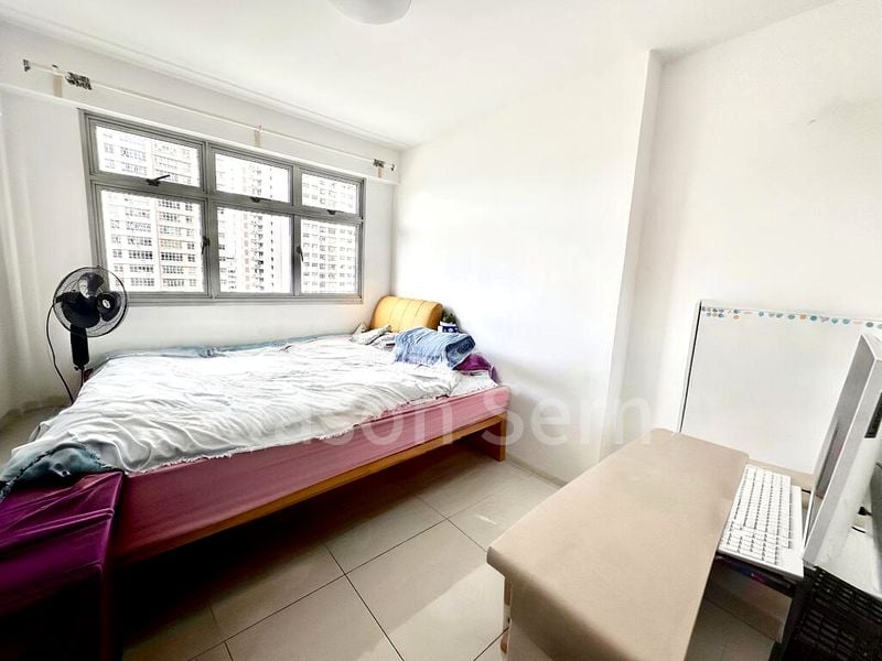 4 Room (4A) HDB for Rent in  292B Bukit Batok East Avenue 6 - Image 2