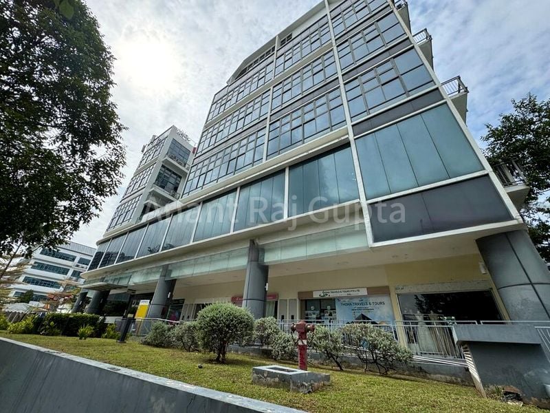 Mall Shop for Sale: Centropod - Image 1