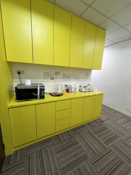 Light Industrial (B1) for Rent: EPL Building - Image 8