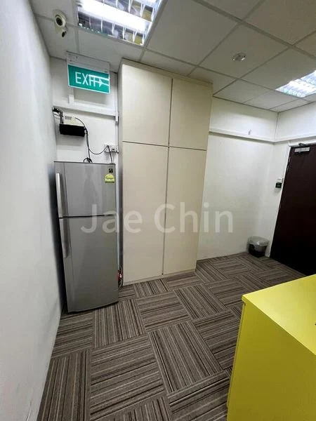 Light Industrial (B1) for Rent: EPL Building - Image 2