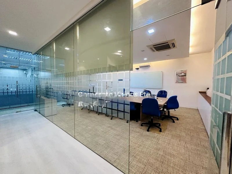 Factory / Workshop (B2) for Rent: ALMOST READY TECH OFFICE with workstations, Manager rooms, free parking near Ubi MRT - Image 1