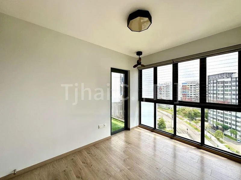 3 Bed Executive Condo for Sale in  The Criterion - Image 9