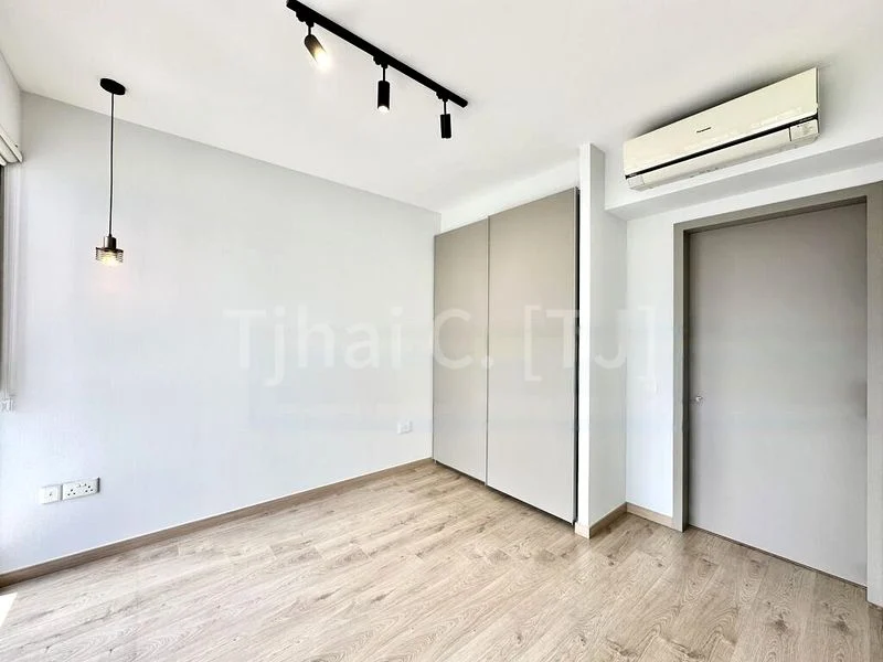 3 Bed Executive Condo for Sale in  The Criterion - Image 11
