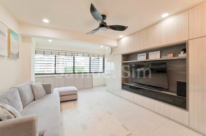 5 Room (5I) HDB for Sale in  372 Clementi Avenue 4 - Image 2