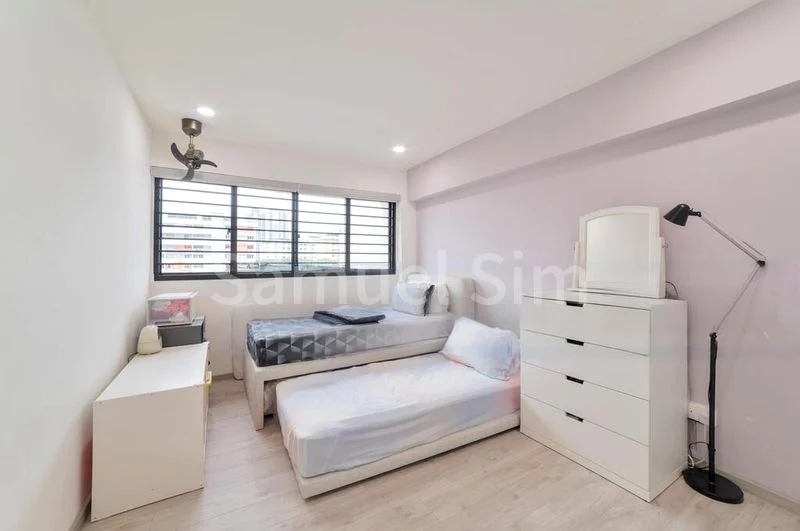 5 Room (5I) HDB for Sale in  372 Clementi Avenue 4 - Image 8