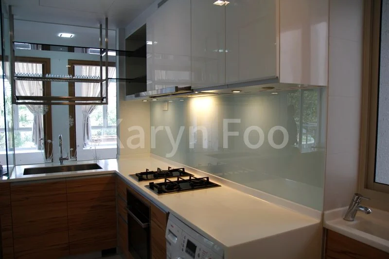 3 Bed Condo for Rent in  The Sound - Image 7