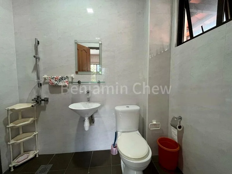 4 Bed Semi-Detached House (Landed) for Rent in  Chin Cheng Avenue - Image 8