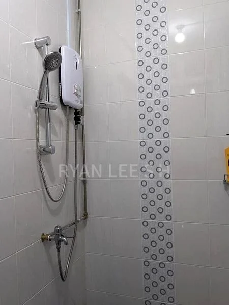 Common Room (HDB) for Rent in  412 Jurong West Street 42 - Image 3